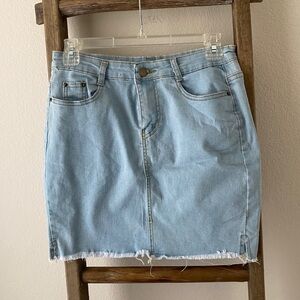 NWOT - denim skirt size M